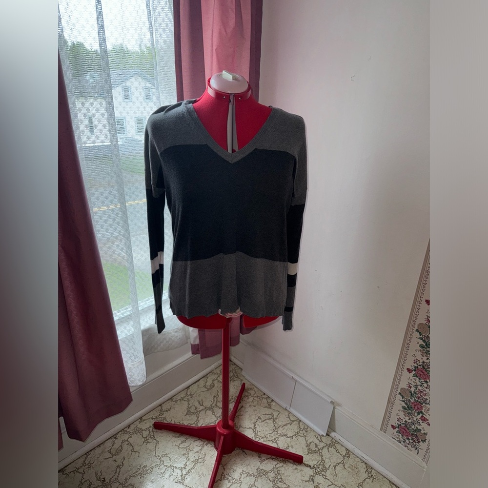 Gray Long-Sleeve Shirt